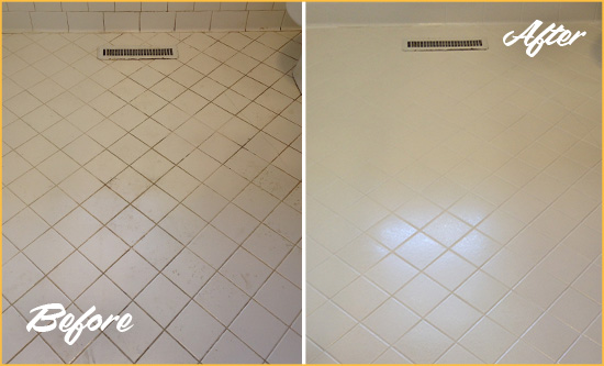 Before and After Picture of a Avila White Bathroom Floor Grout Sealed for Extra Protection