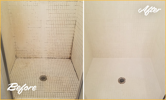 Before and After Picture of a Grand Hampton Bathroom Grout Sealed to Remove Mold